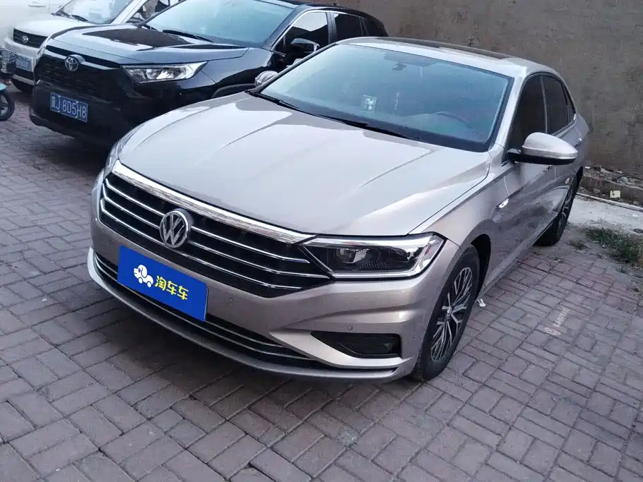 Volkswagen Sagitar