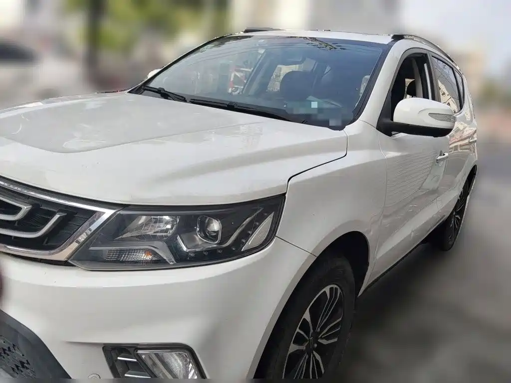 Geely Vision X6