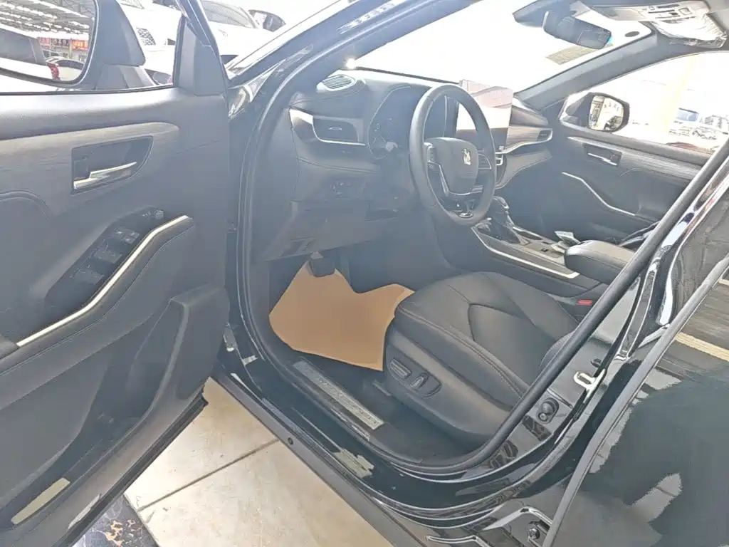 Toyota Crown Kluger — миниатюра 16