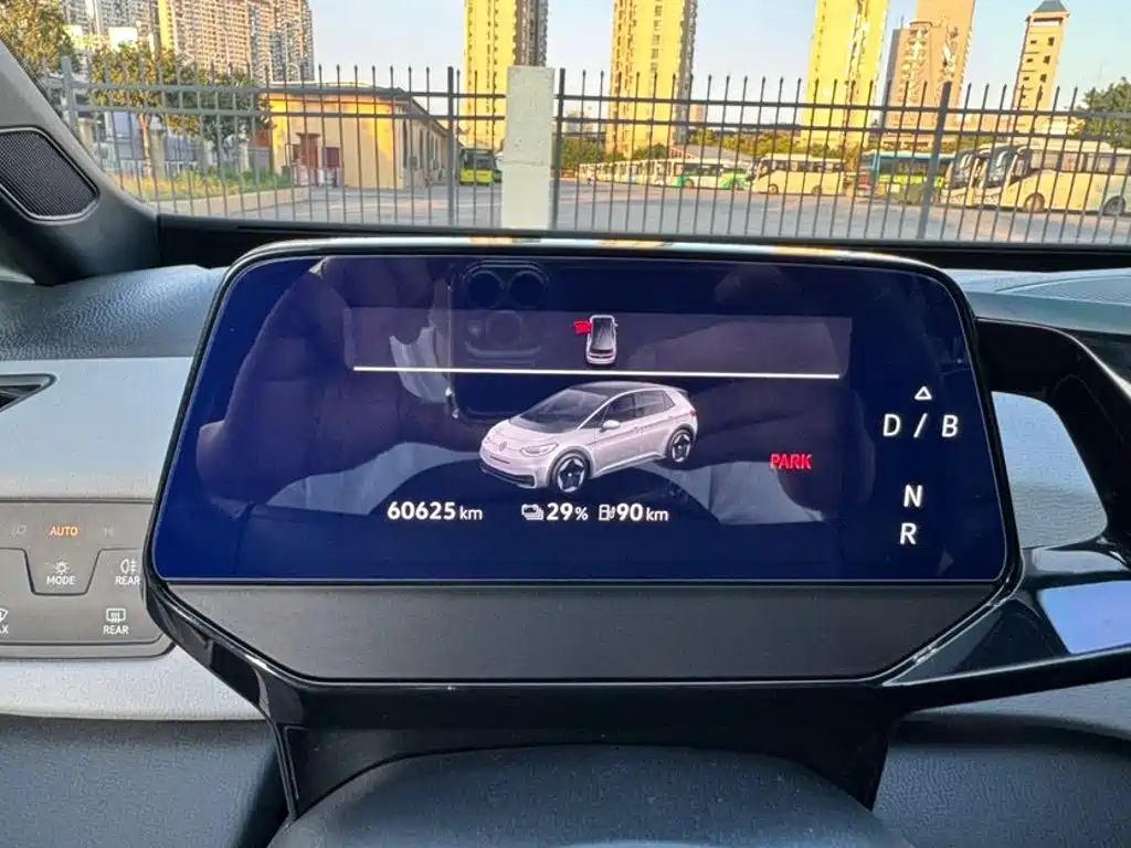 Volkswagen ID.3 — миниатюра 10