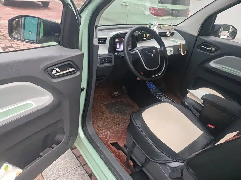 Wuling MINIEV — миниатюра 12