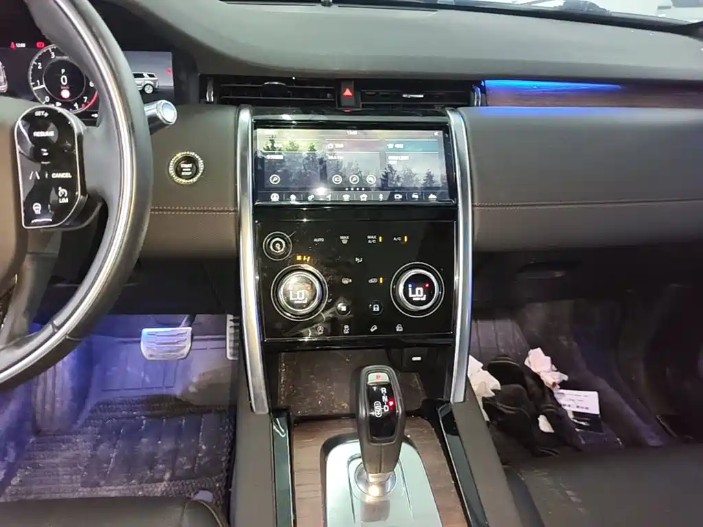 Land Rover Discovery Sport — миниатюра 13