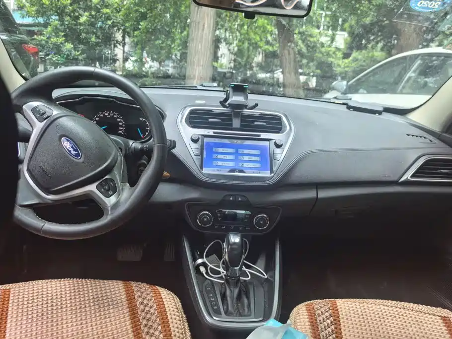 Ford Escort — миниатюра 16