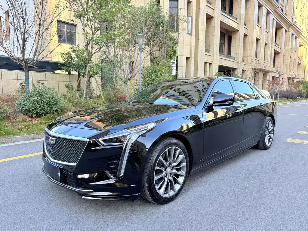 CADILLAC CT6