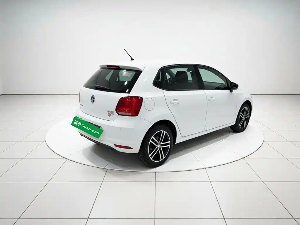 Volkswagen Polo — миниатюра 6