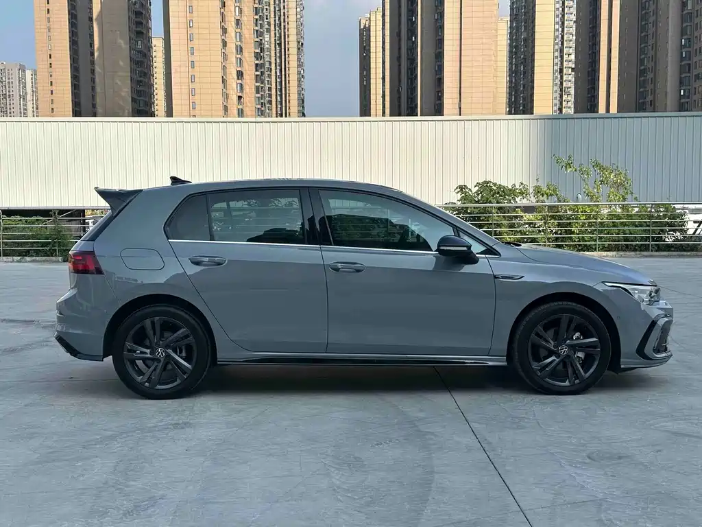 Volkswagen Golf — миниатюра 8