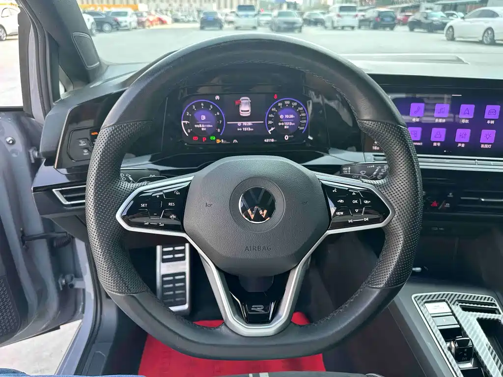 Volkswagen Golf — миниатюра 14