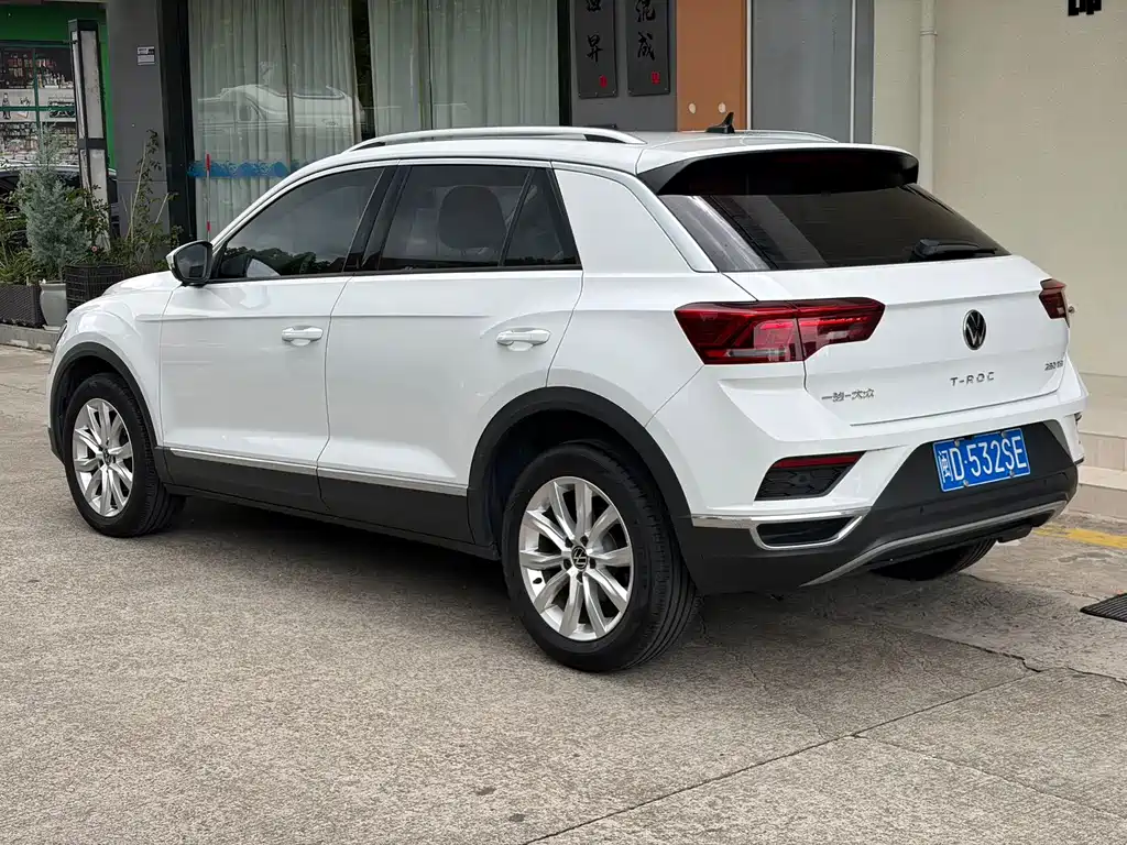 Volkswagen T-Roc — миниатюра 4