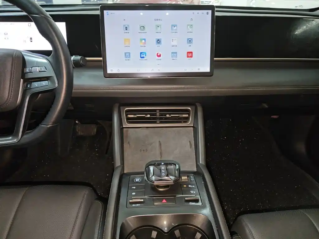 BYD Qin L — миниатюра 9