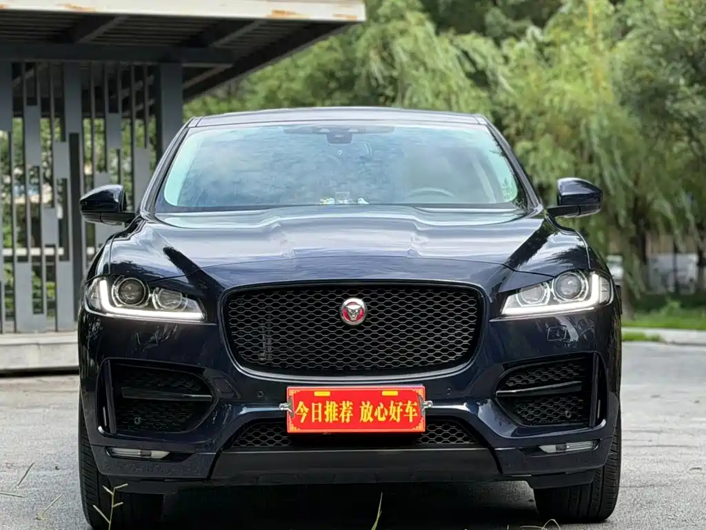 Jaguar F-PACE — миниатюра 2