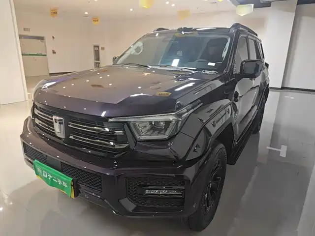 2025 TANK 400