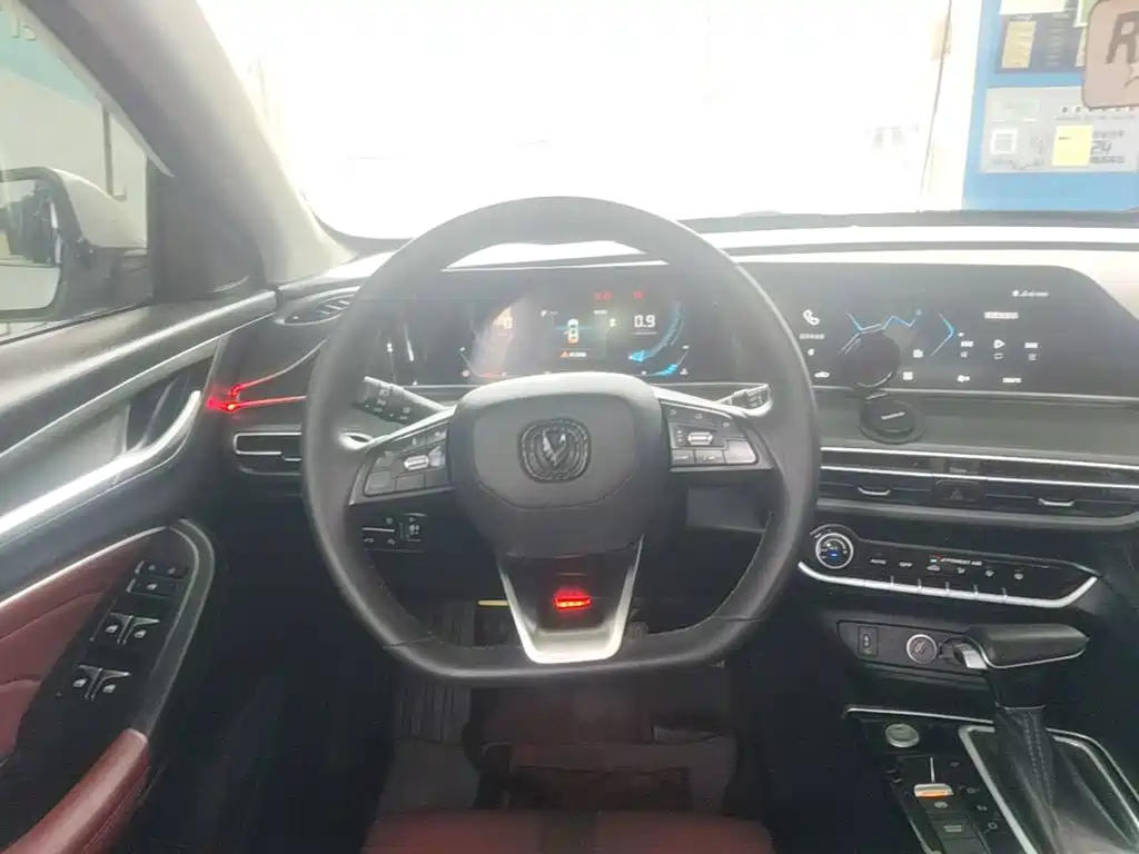 Changan Eado — миниатюра 11