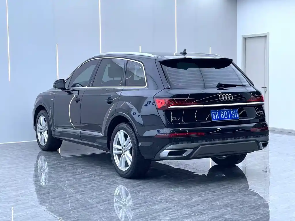 Audi Q7 — миниатюра 15