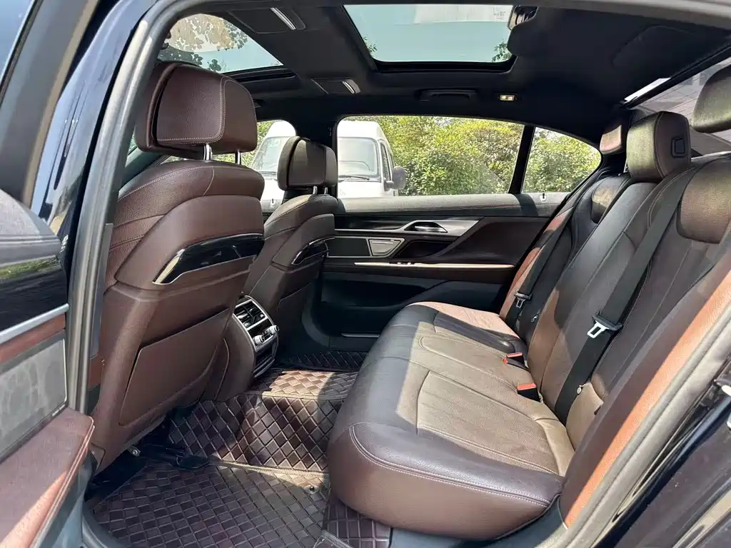 BMW 7 Series 7 2018 730Li Lead M Sport