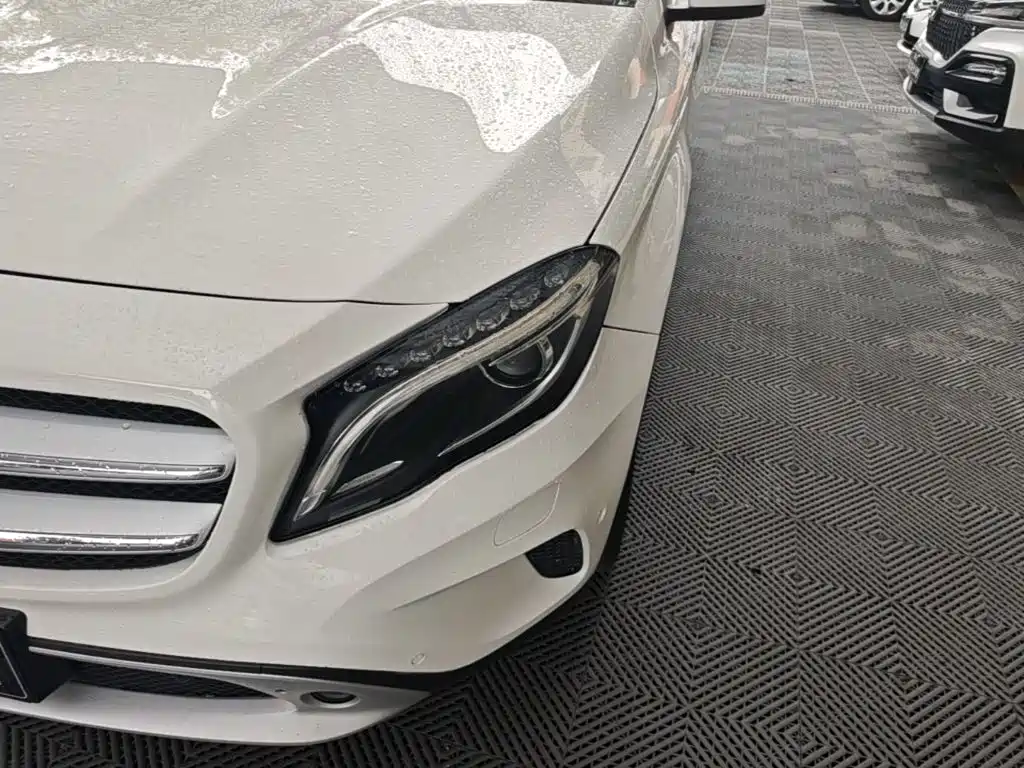 Mercedes-Benz GLA — миниатюра 24