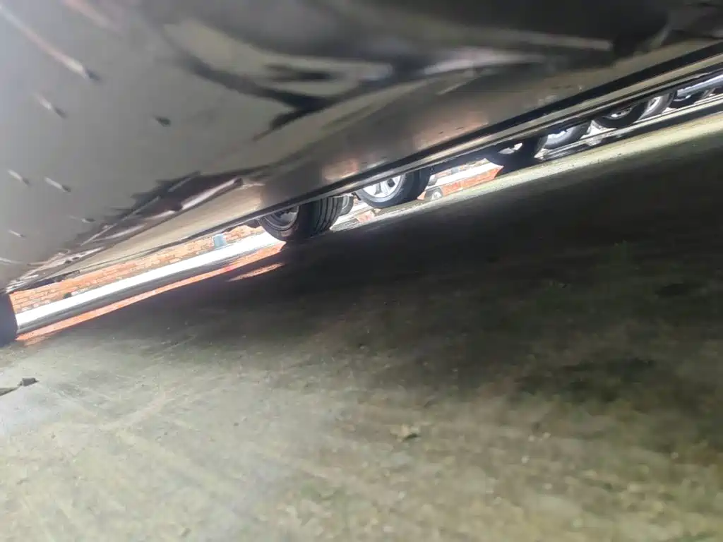Tesla Model Y — миниатюра 22