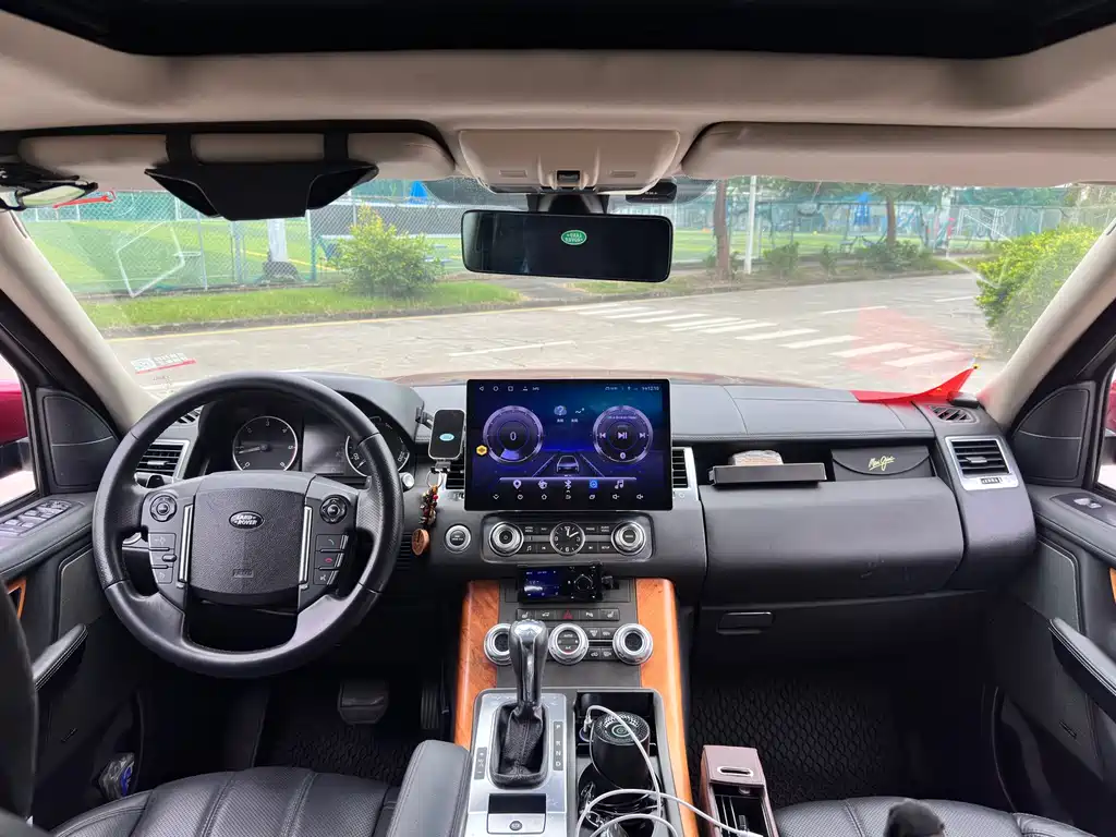 Land Rover Sport — миниатюра 12