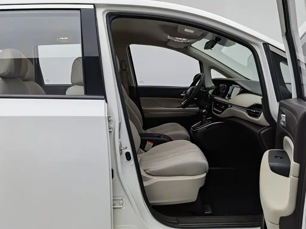 GAC Motor Trumpchi M6 — миниатюра 23