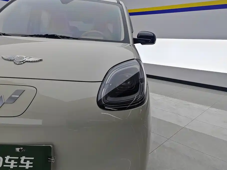 Wuling MINIEV — миниатюра 5