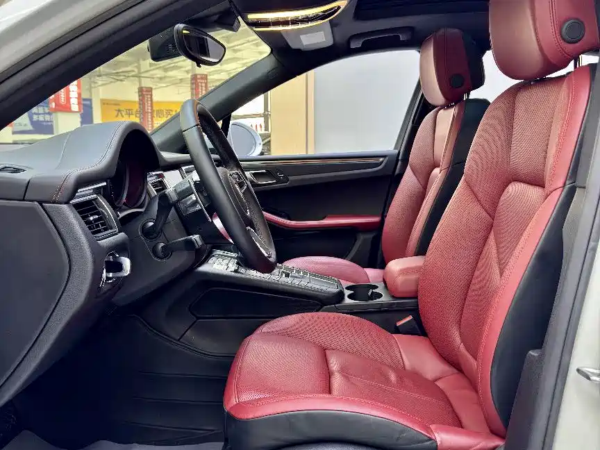 Porsche Macan — миниатюра 13
