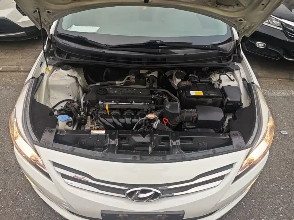 Hyundai Verna — миниатюра 20