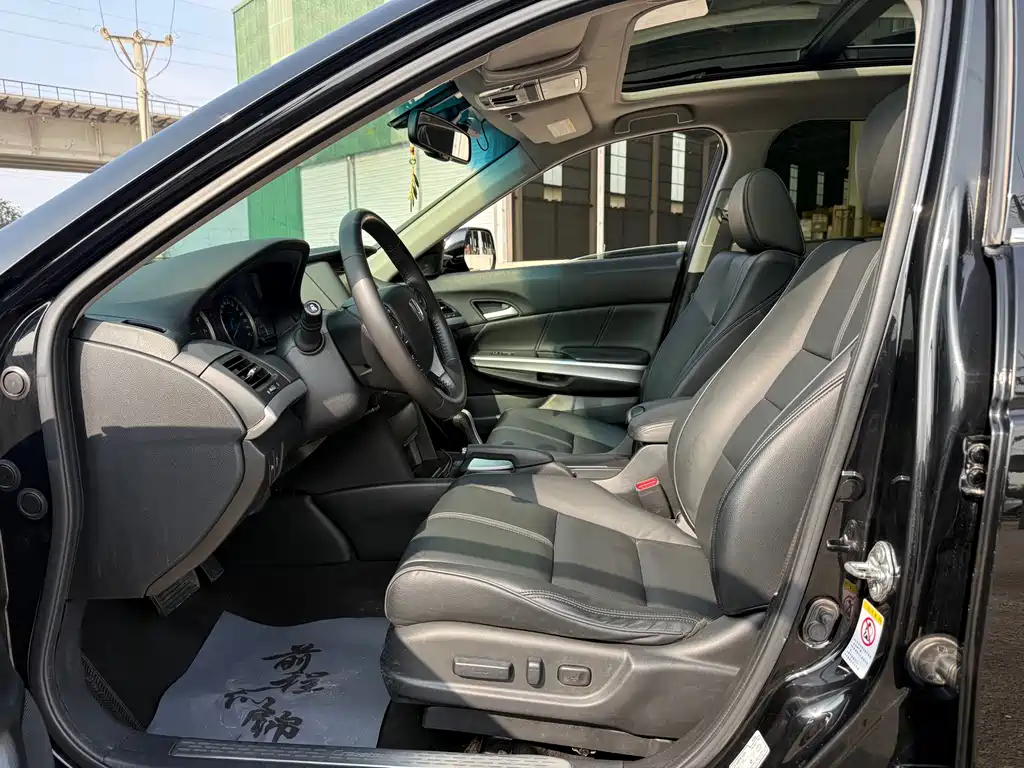 Honda Crosstour — миниатюра 8