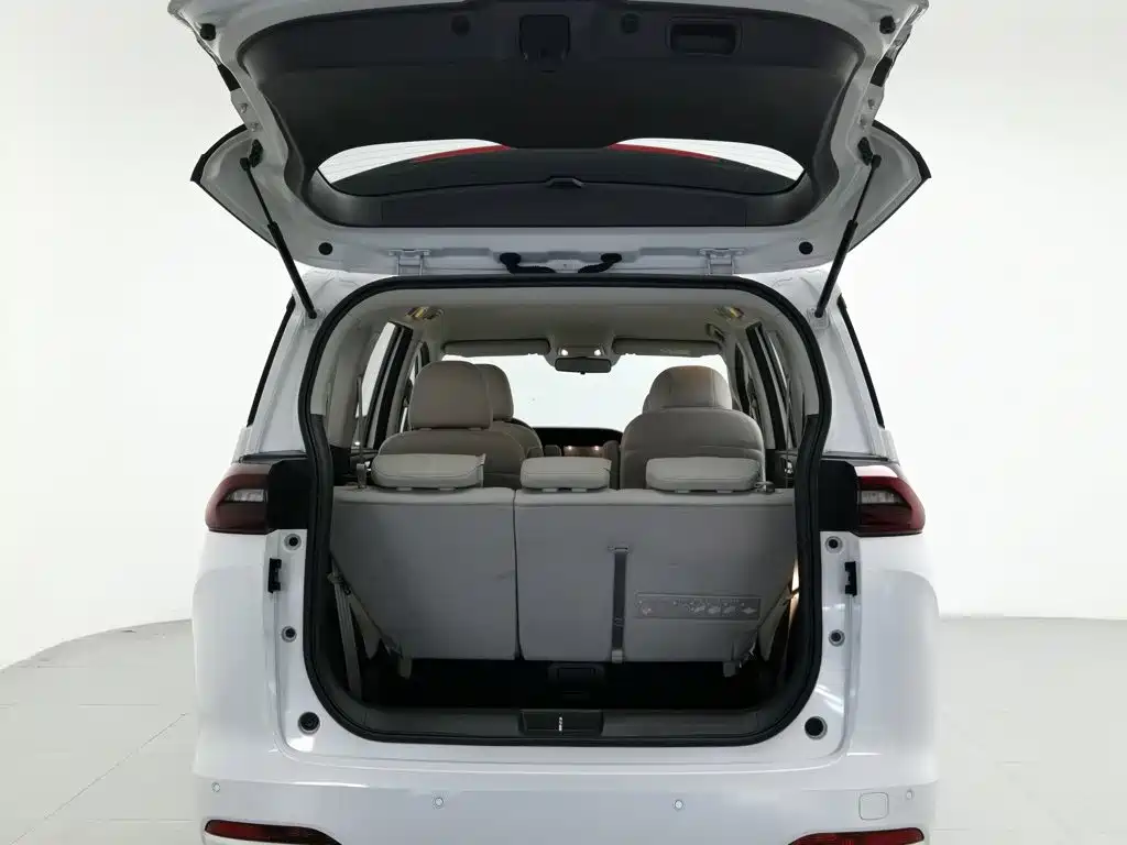GAC Motor Trumpchi M6 — миниатюра 16