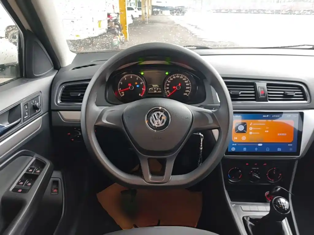 Volkswagen Lavida — миниатюра 11