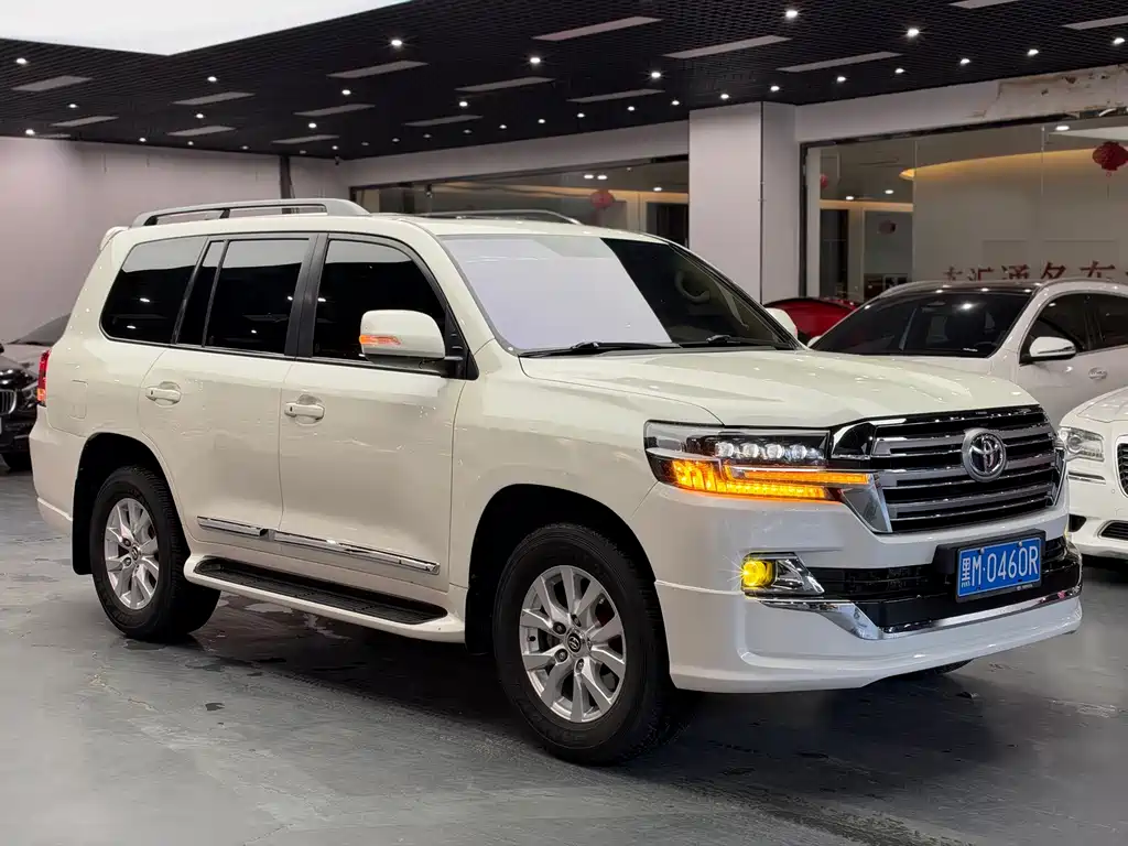 Toyota Land Cruiser — миниатюра 3