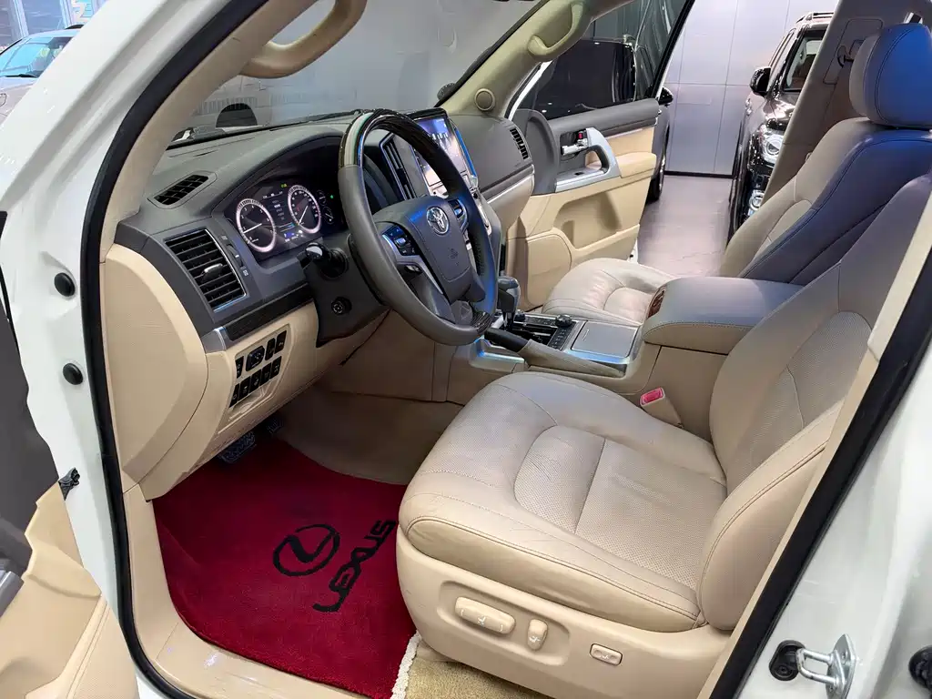Toyota Land Cruiser — миниатюра 13