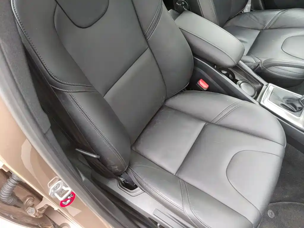 Volvo V40 — миниатюра 25