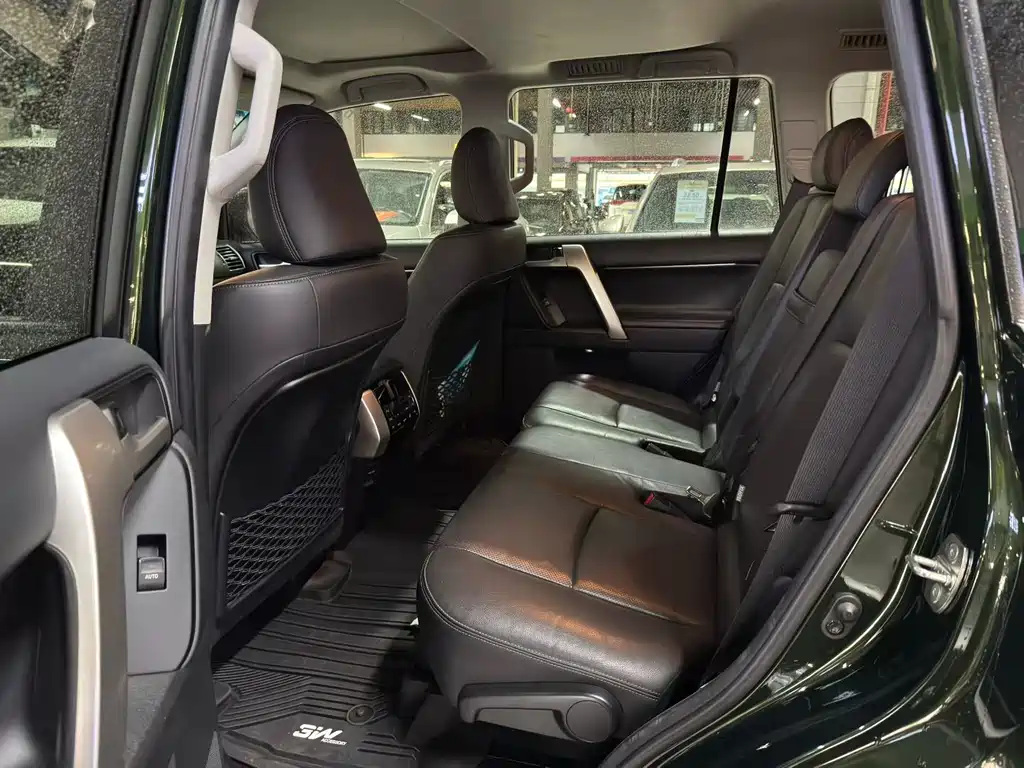 Toyota Prado — миниатюра 7