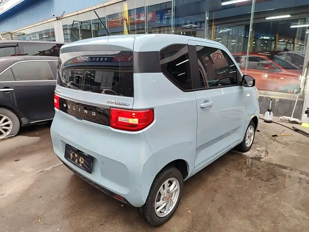 Wuling MINIEV — миниатюра 7