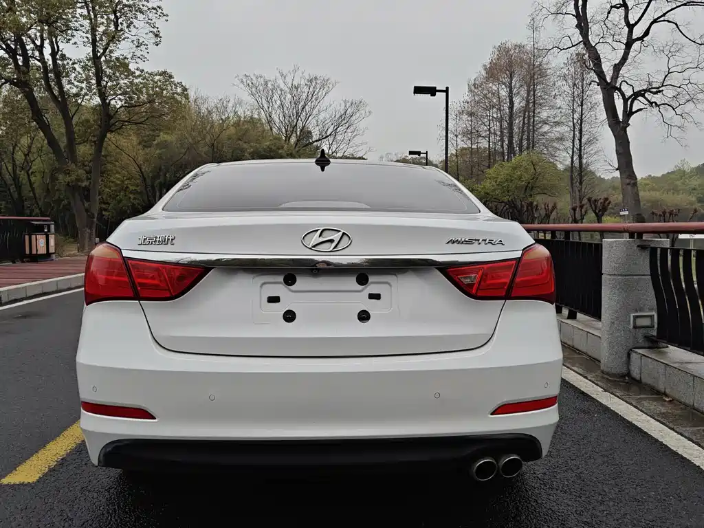 Hyundai Mistra 2016 1.8L AT Luxury DLX