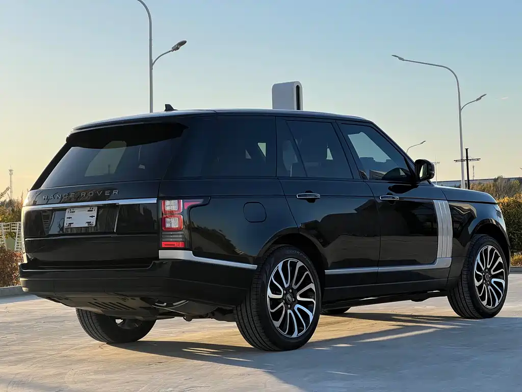 Land Rover Range Rover — миниатюра 9
