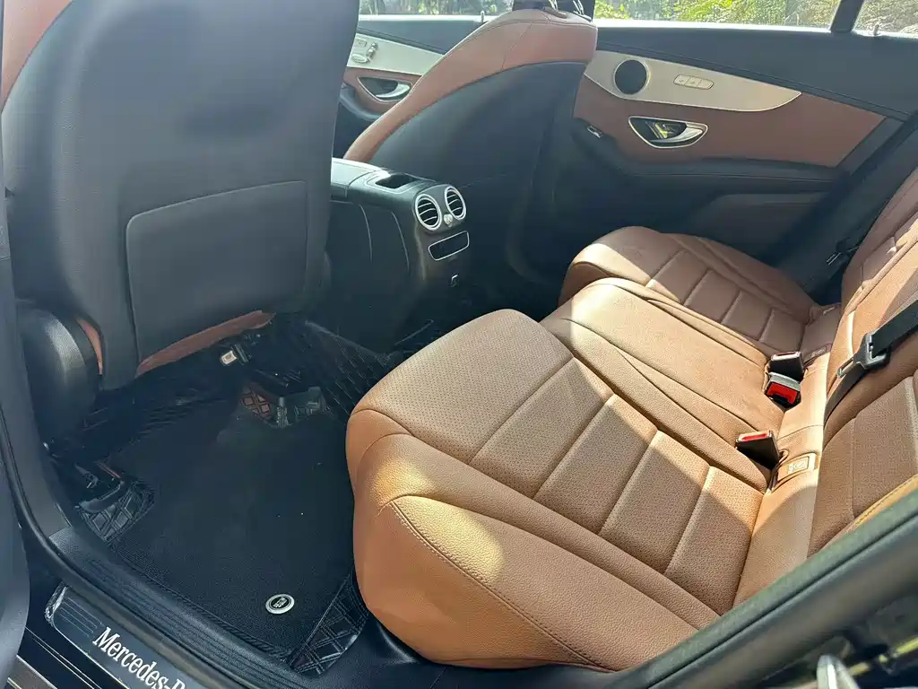 Mercedes-Benz GLC — миниатюра 6