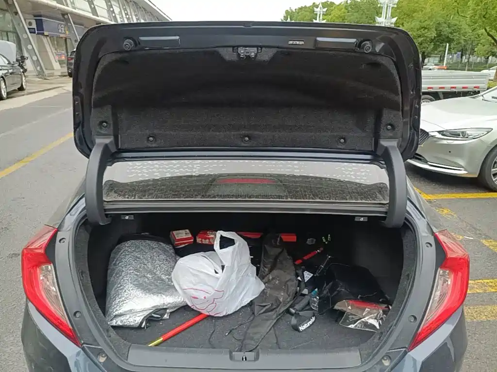 Honda Civic — миниатюра 19