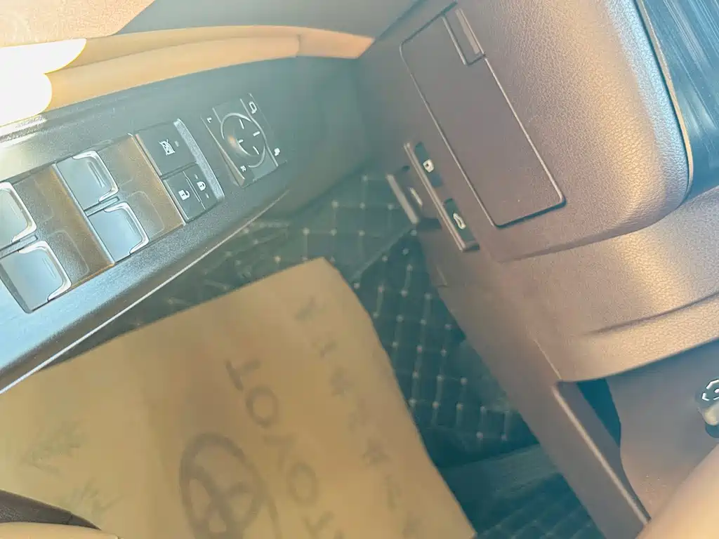 Lexus ES — миниатюра 20