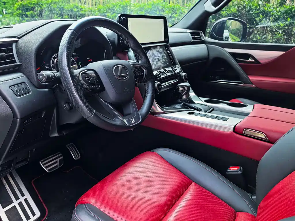 Lexus LX — миниатюра 8