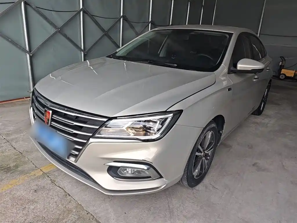 Купить Roewe i5