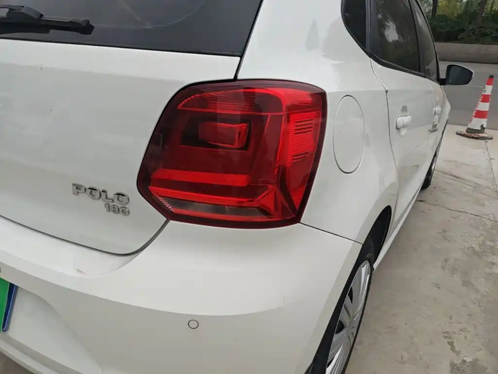 Volkswagen Polo — миниатюра 8