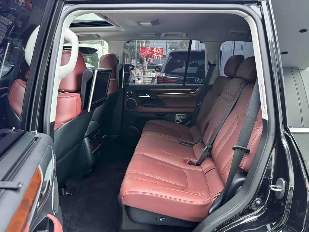 Lexus LX 2019 570 Luxury