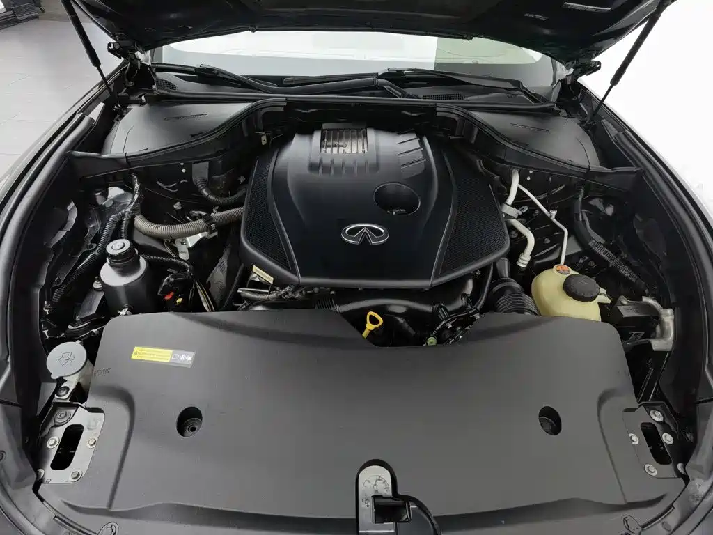 Infiniti Q70 — миниатюра 6