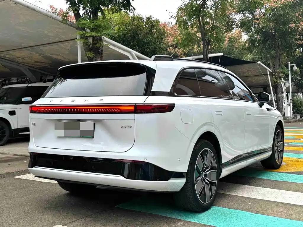 XPeng G9 — миниатюра 7
