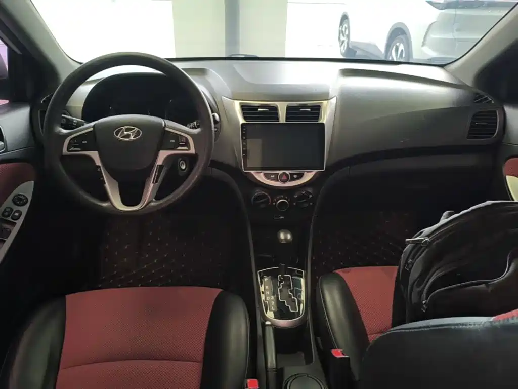 Hyundai Ruiyi — миниатюра 10