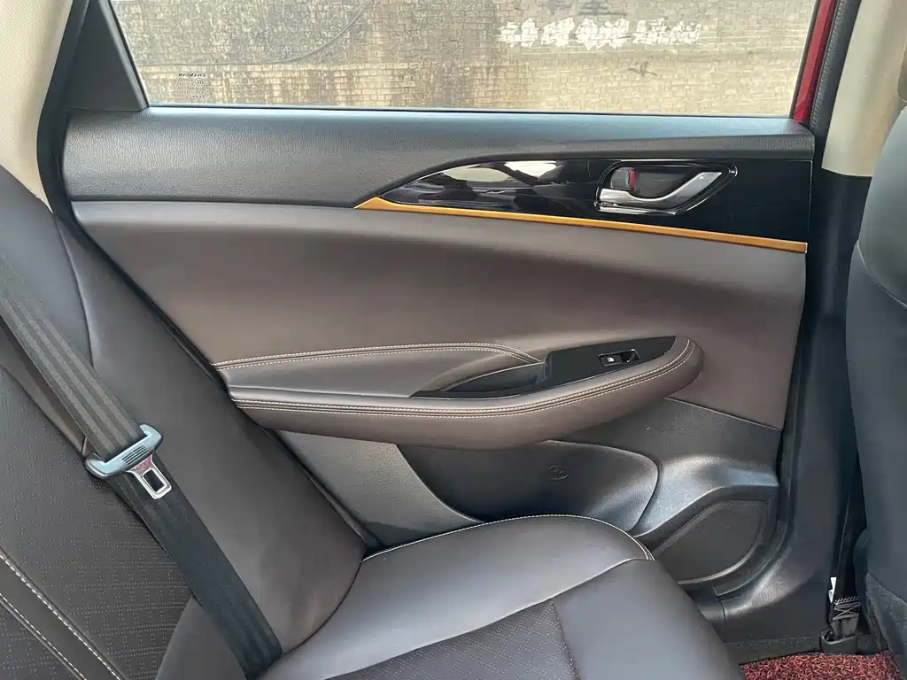 Changan Eado DT — миниатюра 15