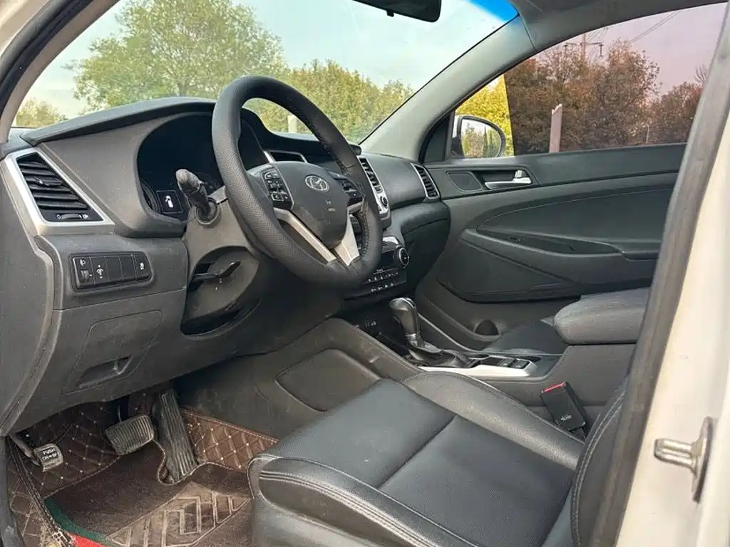 Hyundai Tucson — миниатюра 8