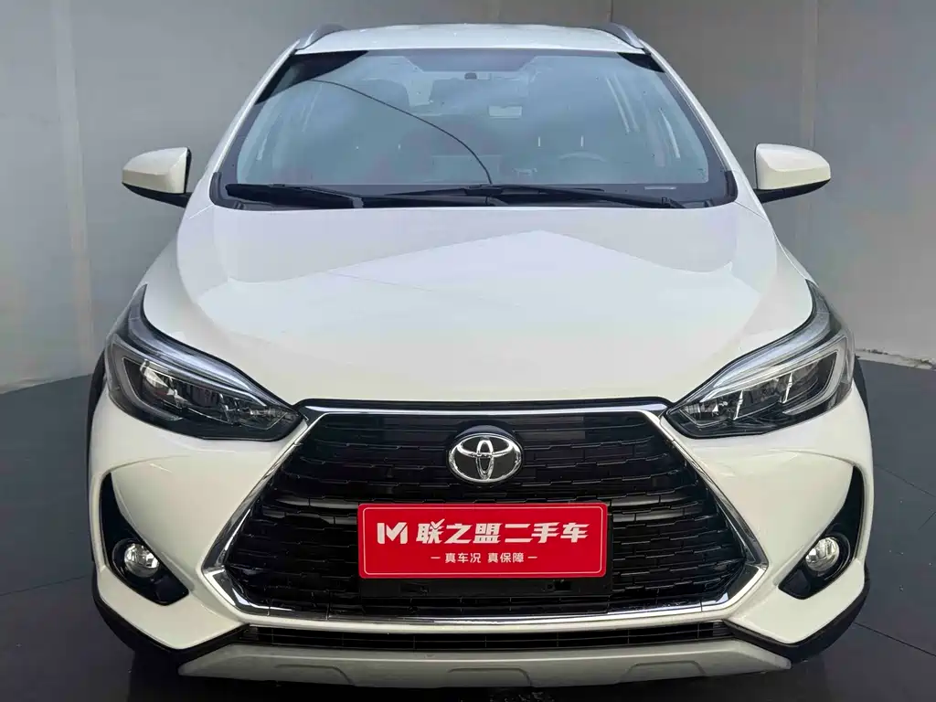 Toyota Yaris L — миниатюра 2