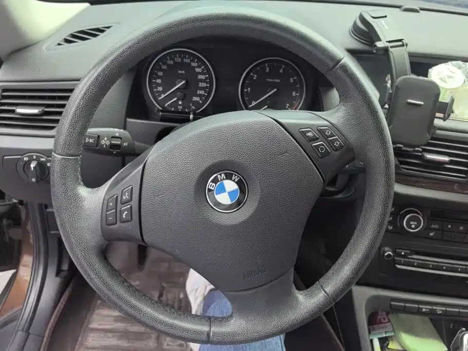 BMW X1 (Import) — миниатюра 15