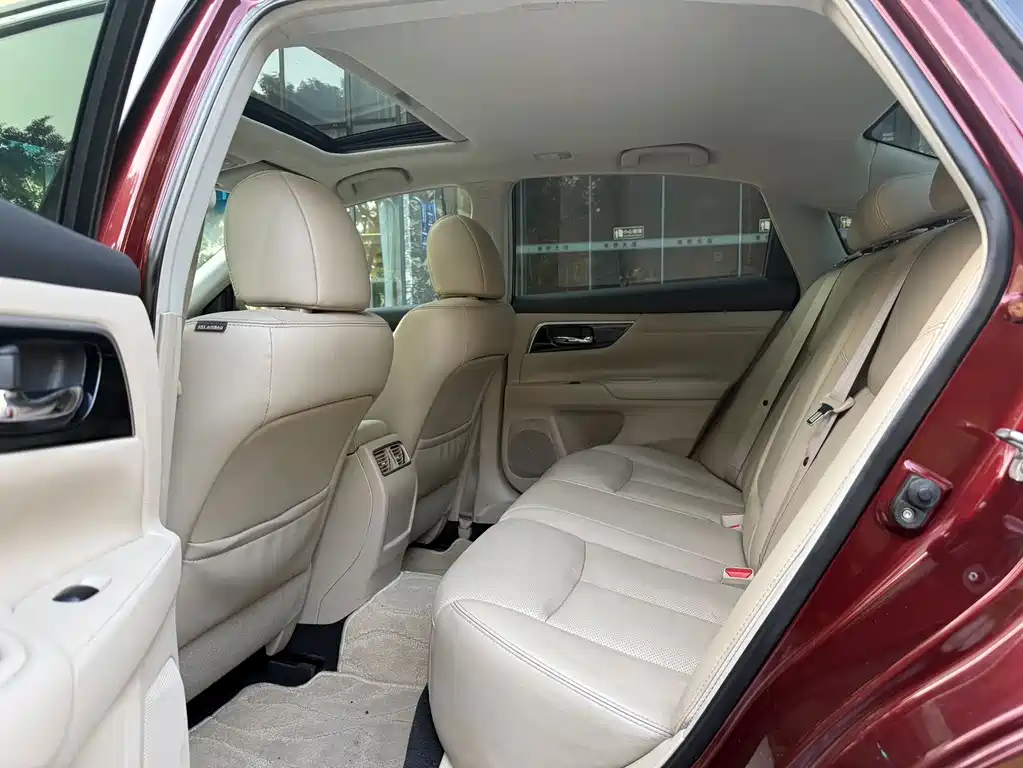 Nissan Teana — миниатюра 6